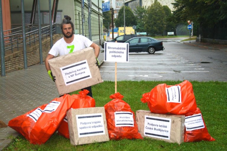 Zelení se chystají vyčistit a provětrat krajskou samosprávu